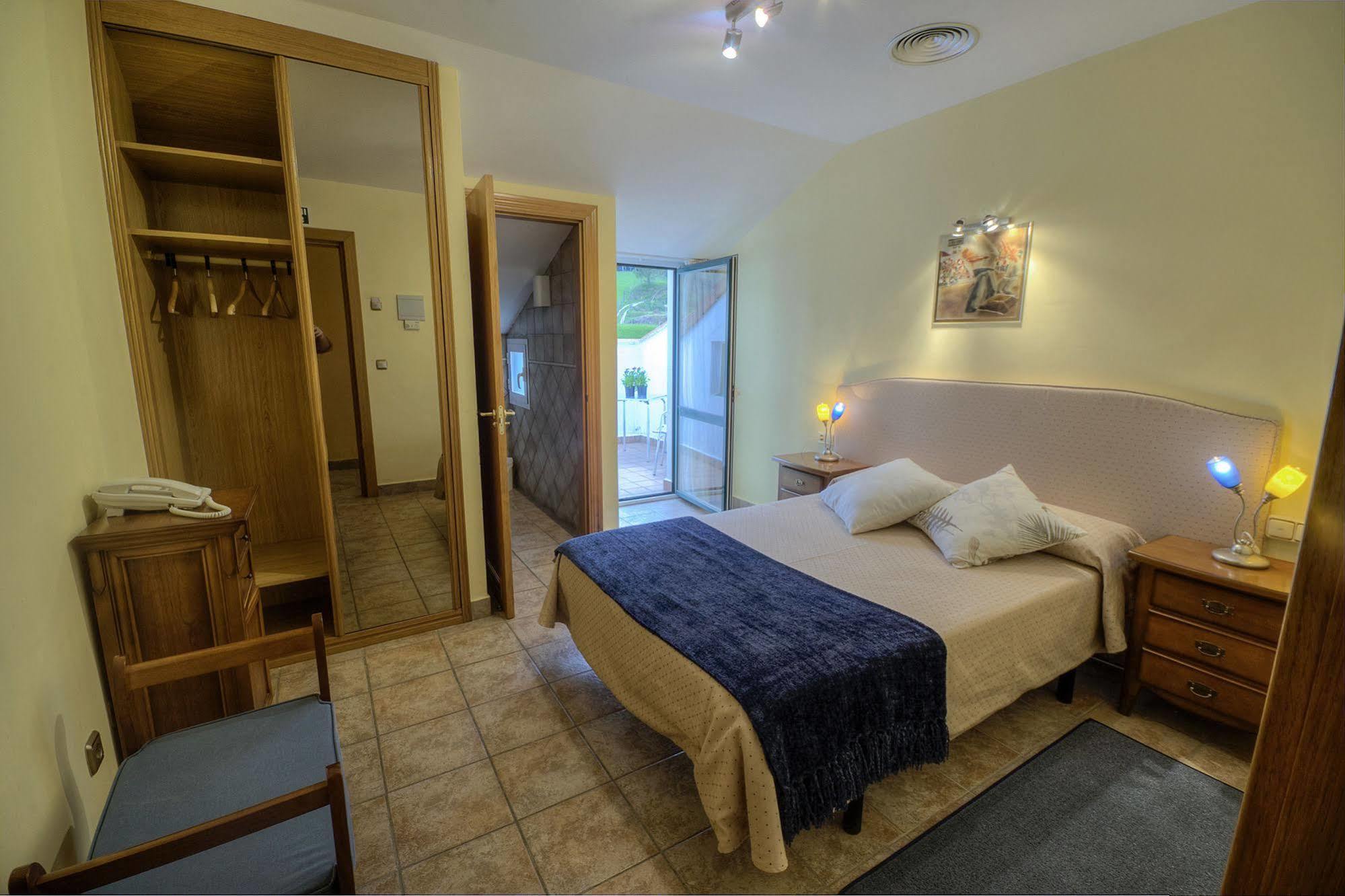 Hostal Jai Alai Leitza Kültér fotó
