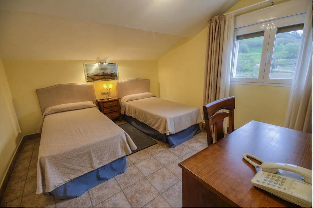 Hostal Jai Alai Leitza Kültér fotó