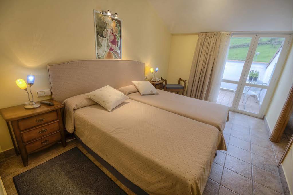 Hostal Jai Alai Leitza Kültér fotó